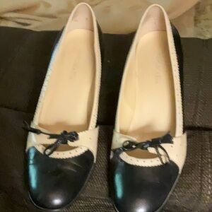 Aerosoles Women's Black and Cream Bow heels